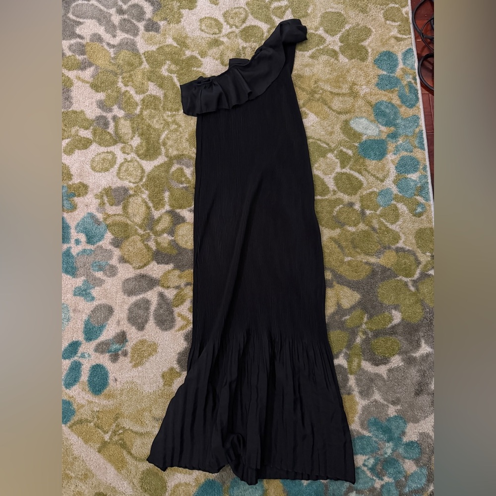One-Shoulder Black Ruffle Maxi Dress